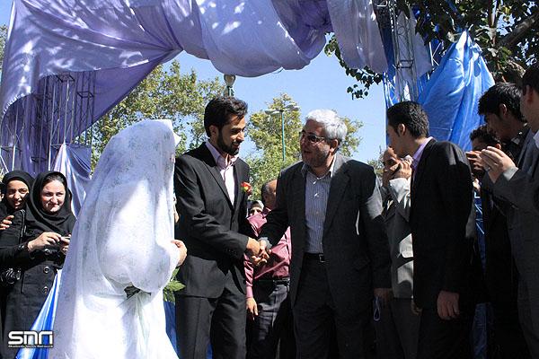 مراسم عقد زوج دانشجو در جوار حرم شهدای گمنام دانشگاه تهران