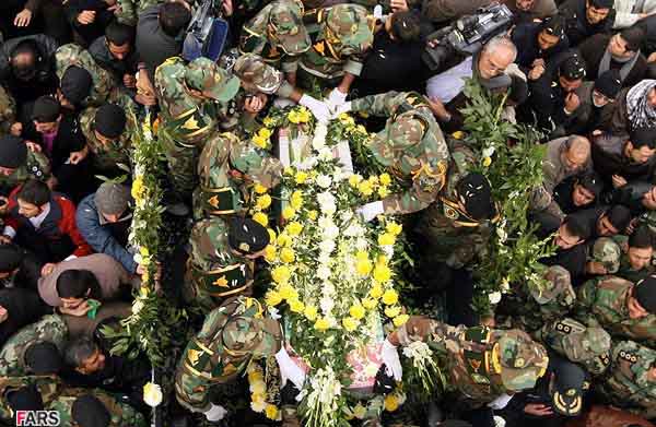 تشییع پیکر شهید گمنام در یگان‌ ویژه پاسداران ناجا