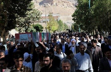 تشییع و خاکسپاری شهیدان گمنام دفاع مقدس در استان ایلام