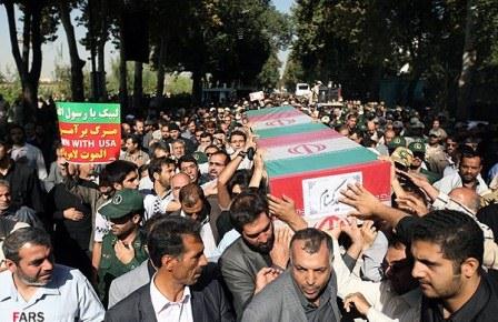 تشییع و خاکسپاری شهدای دفاع مقدس در اصفهان