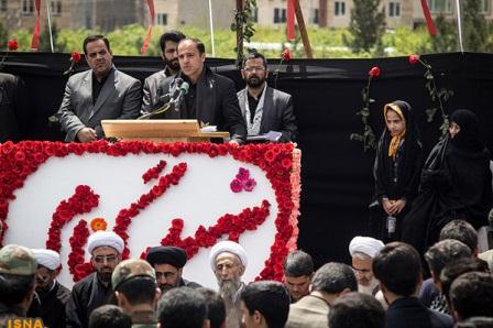 تشییع و خاکسپاری در دانشگاه آزاد قزوین