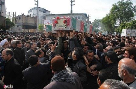 تشییع و خاکسپاری شهدای گمنام در دانشگاه آزاد بابل