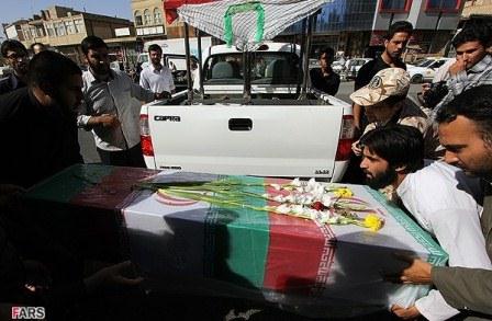 تشییع و خاکسپاری یک شهید گمنام در حوزه علمیه خواهران یزد