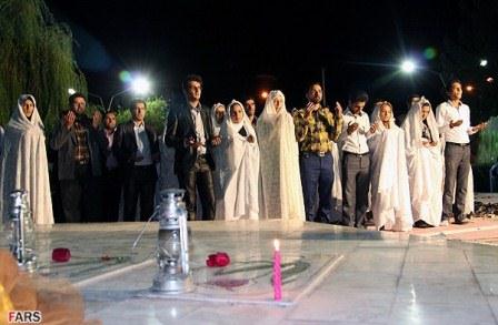 جشن 50زوج جوان در بوستان شهدای گمنام بیرجند