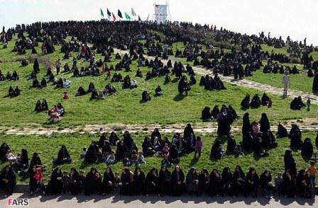 گزارش تصویری / تشییع و خاکسپاری دو شهید گمنام در شهر اقبالیه قزوین
