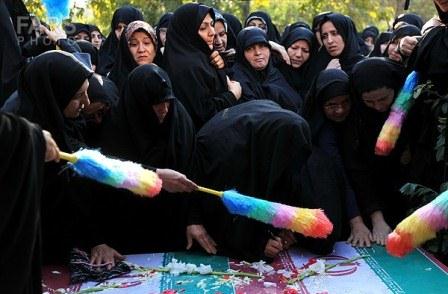 تشییع و خاکسپاری دو شهید گمنام در دانشکده فنی دختران ولی عصر(عج)