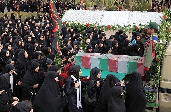 مراسم تشییع و خاکسپاری3 شهید گمنام در اردبیل