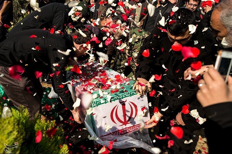تشییع شهدای گمنام در شهرک گلریز- تهران