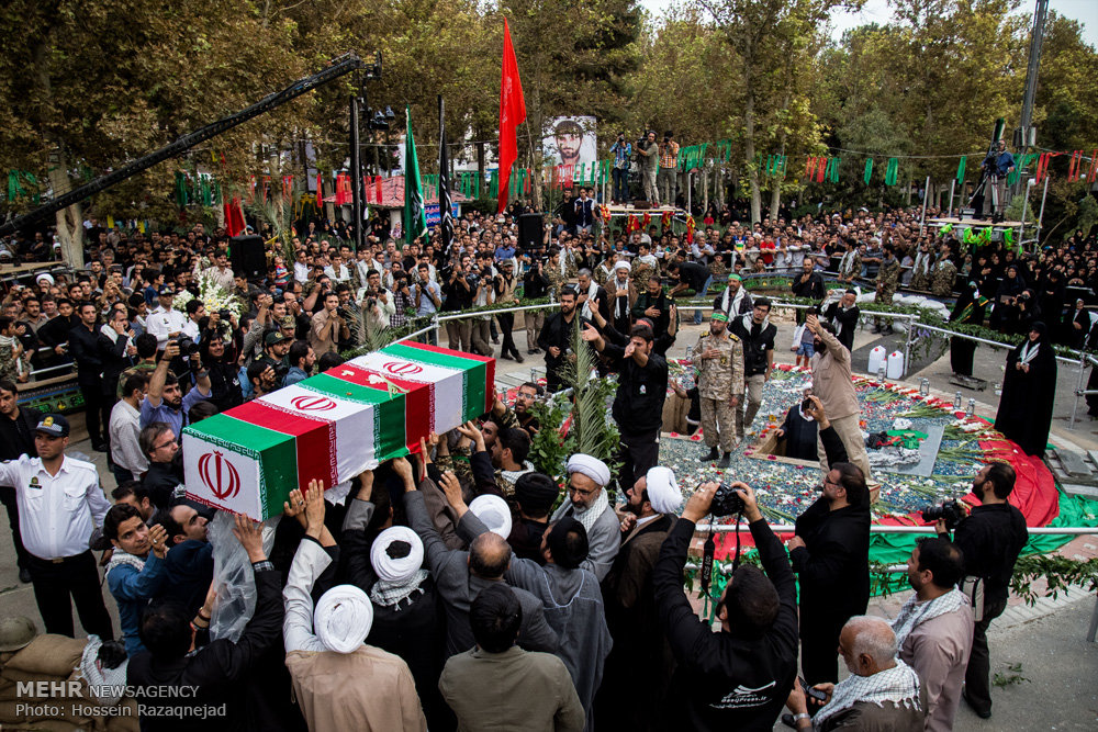 تشییع دو شهید گمنام در بوستان زمزم تهران 17