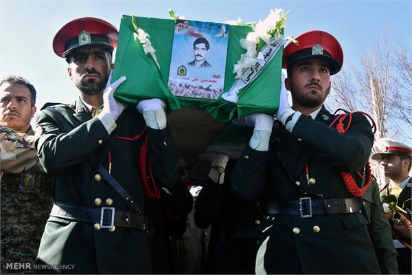 تشییع پیکر مطهر شهید «محمدحسن جلی» در شهرضا‎ 5