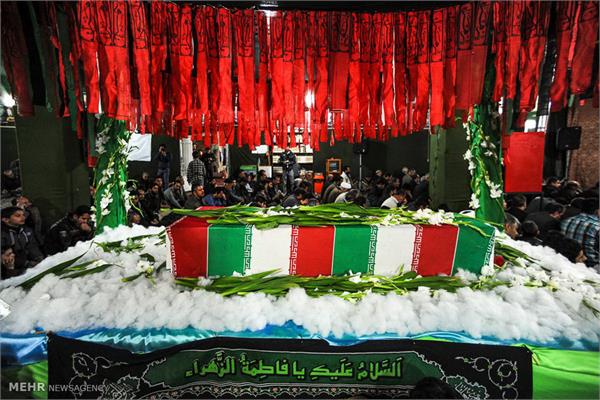 تشییع پیکر دوشهید گمنام دفاع مقدس در محمد شهر کرج 7