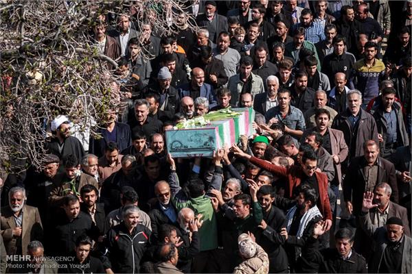 تشییع پیکر شهدای هشت سال دفاع مقدس در قزوین 4