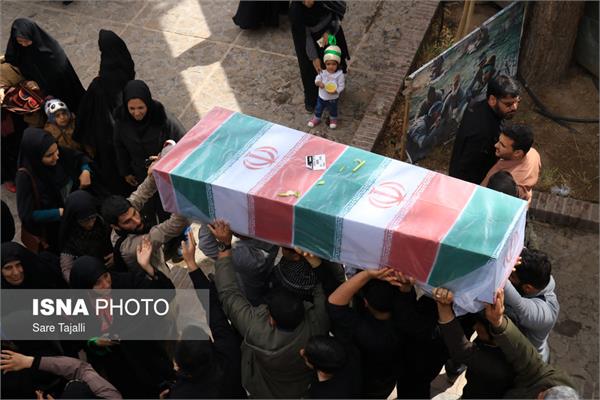 تشییع پیکر مطهر 20 شهید دوران دفاع مقدس ـ کرمان 9