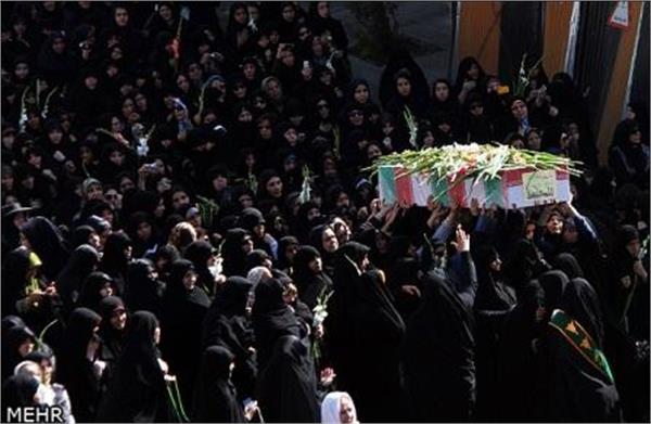 تشییع و خاکسپاری دو شهید گمنام در بوستان پرواز تهران