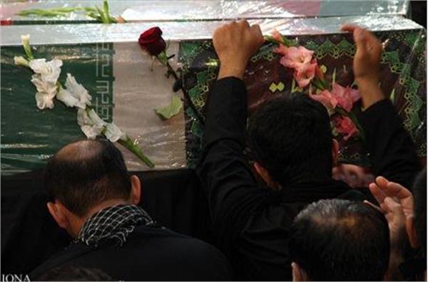 تشییع و خاکسپاری شهدای گمنام در دانشگاه جیرفت