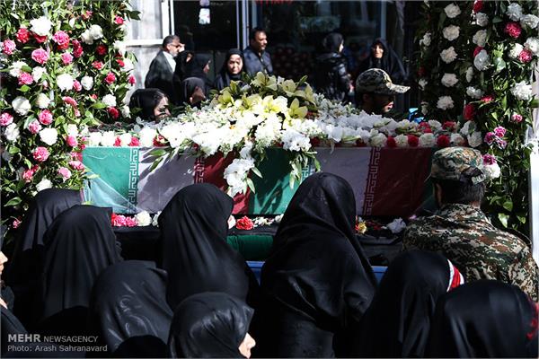 مراسم تشییع و خاکسپاری دو شهید گمنام در محلات 5