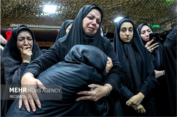 وداع با پیکر مطهر شهید تازه شناسایی شده سید محسن غریبیان - 29 مرداد 1403 7