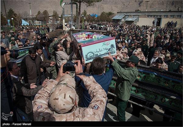 تشییع پیکر شهید گمنام در کرمانشاه 1