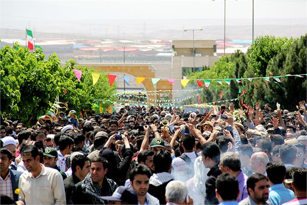 تشییع و خاکسپاری دو شهید گمنام در دانشگاه آزاد پرند 21