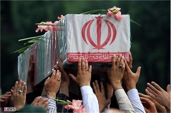 تشییع پیکر هفت شهید دفاع مقدس در اصفهان