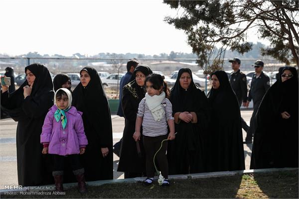 مراسم تشییع پیکر ۲ شهید گمنام در پایگاه هوایی شهید لشگری 4