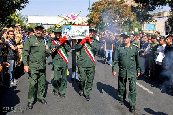 مراسم تشییع شهدای گمنام در تبریز 21