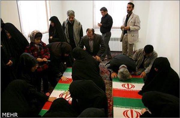 تشییع و خاکسپاری شهدای گمنام در شهرک کیانشهر تهران