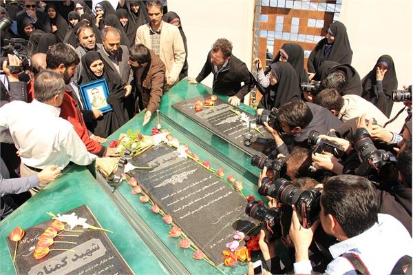 حضور خانواده شهید تازه شناسایی شده عباس امیری در باغ موزه 4