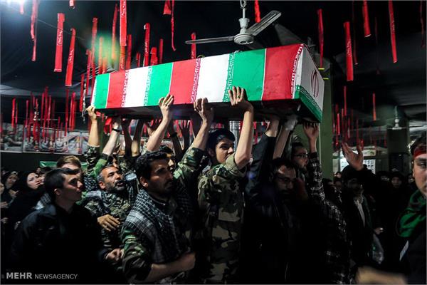 تشییع پیکر دوشهید گمنام دفاع مقدس در محمد شهر کرج 12