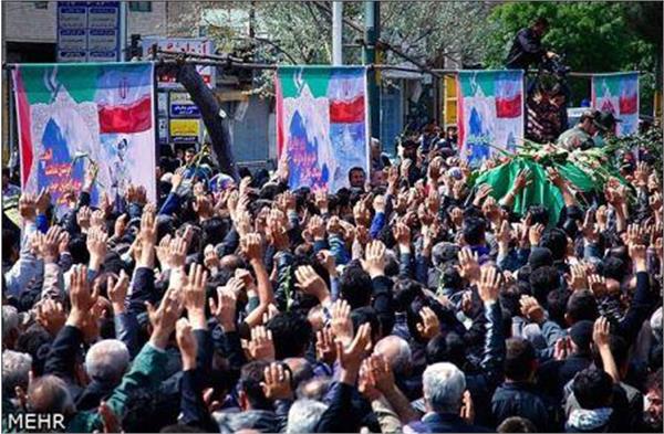 تشییع و خاکسپاری شهدای گمنام در دانشگاه آزاد تاکستان