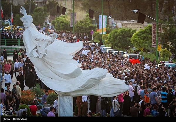 تشییع پیکر چهار شهید گمنام در اصفهان 7