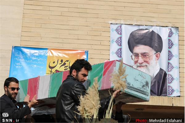 تشییع و تدفین شهید گمنام در کوی دانشگاه تهران 27