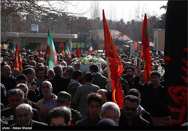 تشییع پیکر شهید گمنام ۱۸ساله - البرز 20