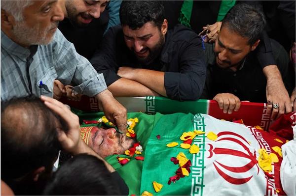 وداع با پیکر مطهر شهیدالقدس مجید دیوانی - 13 مهر 1403 4