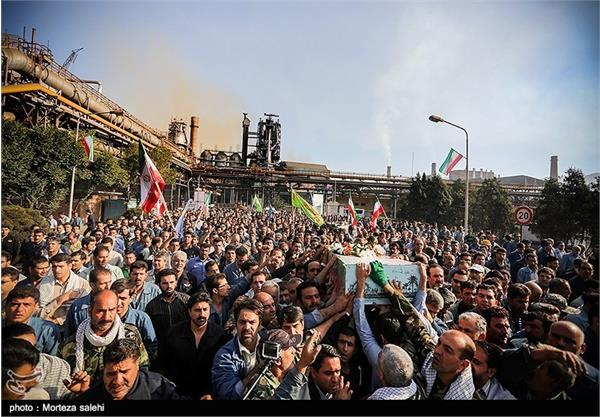 تشییع شهدای گمنام در ذوب آهن اصفهان 12