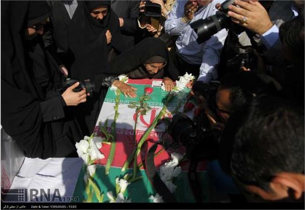 ورود پیکر پاک دو شهید دوران دفاع مقدس به بیرجند 11