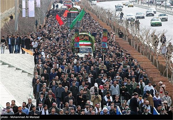 تشییع دو شهید گمنام در دانشگاه جامع امام حسین (ع) 1