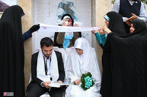 عقد آسمانی در جوار قبور شهدای گمنام