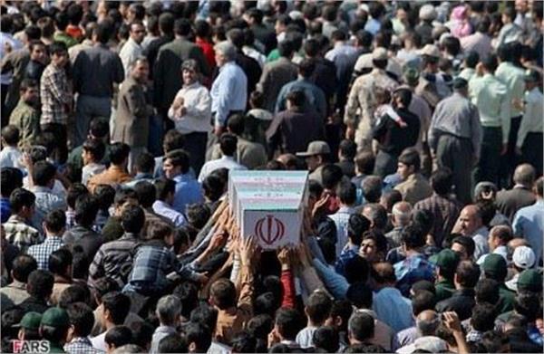 تشییع و خاکسپاری دو شهید گمنام در شهر اقبالیه قزوین