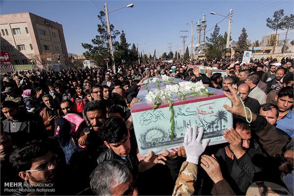 مراسم تشییع شهدای گمنام در سالروز شهادت حضرت زهرا(س) در بیرجند 4