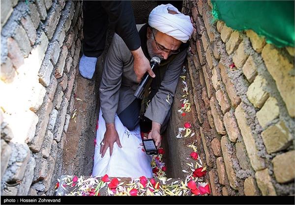 تشییع دو شهید گمنام در محله خراسان تهران 3