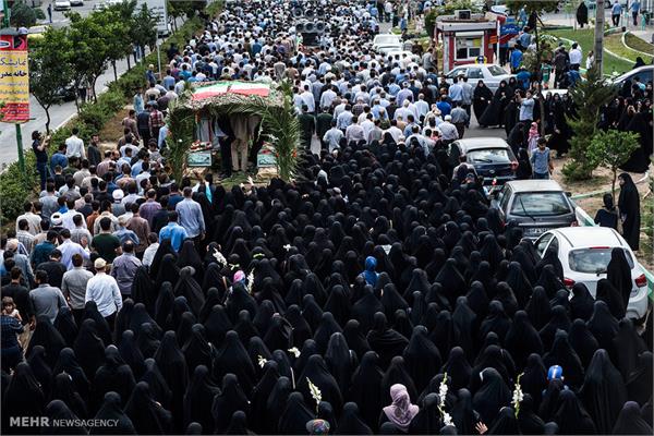 تشییع پیکر دو شهید گمنام در رشت 7