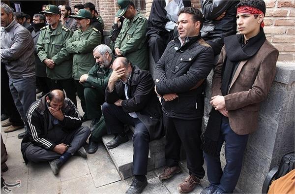 تشییع و خاکسپاری دو شهید گمنام در اردبیل 1