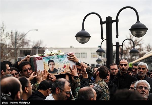 مراسم تشییع پیکر شهید محمدسعید محققی 9