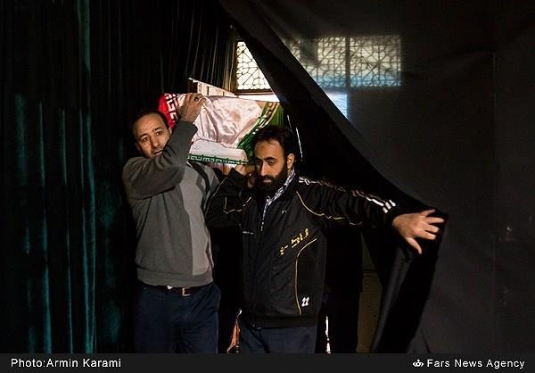 اولین دیدار خانواده شهید حیدری با فرزند شهیدشان 29