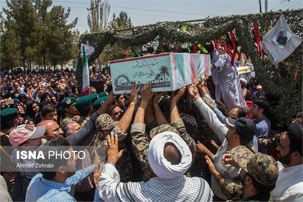 استقبال از دو شهید گمنام دفاع مقدس در شهر ندوشن - یزد 6