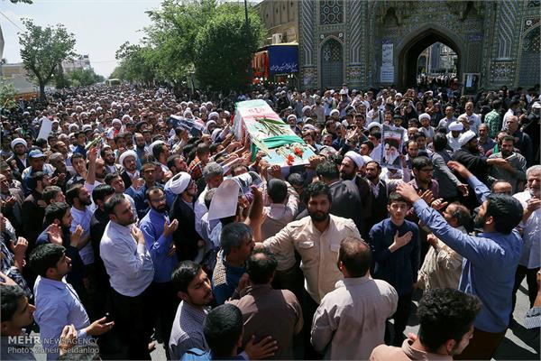 حضور خانواده شهید تازه شناسایی شهید سید ابوالفضل شیخ زاده در استان قم 8