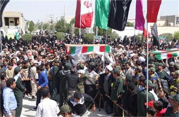 تشییع و خاکسپاری شهدای گمنام در اهرم تنگستان