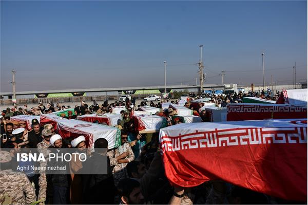 استقبال از پیکر ۵۵ شهید تازه تفحص شده دوران دفاع مقدس در مرز شلمچه 13