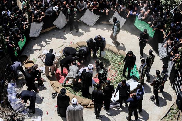 آئین تشییع و تدفین پیکر مطهر شهید غواص در نازی آباد تهران 24